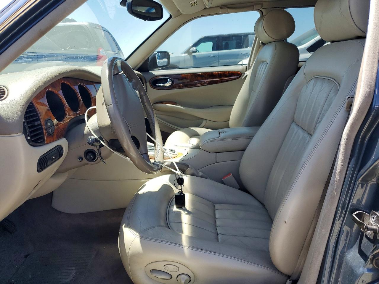 2000 JAGUAR XJ8