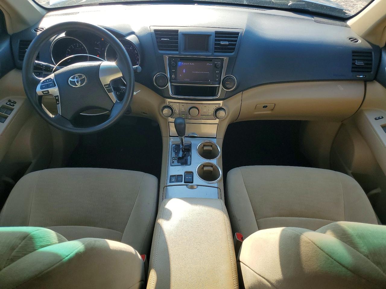 2013 TOYOTA HIGHLANDER