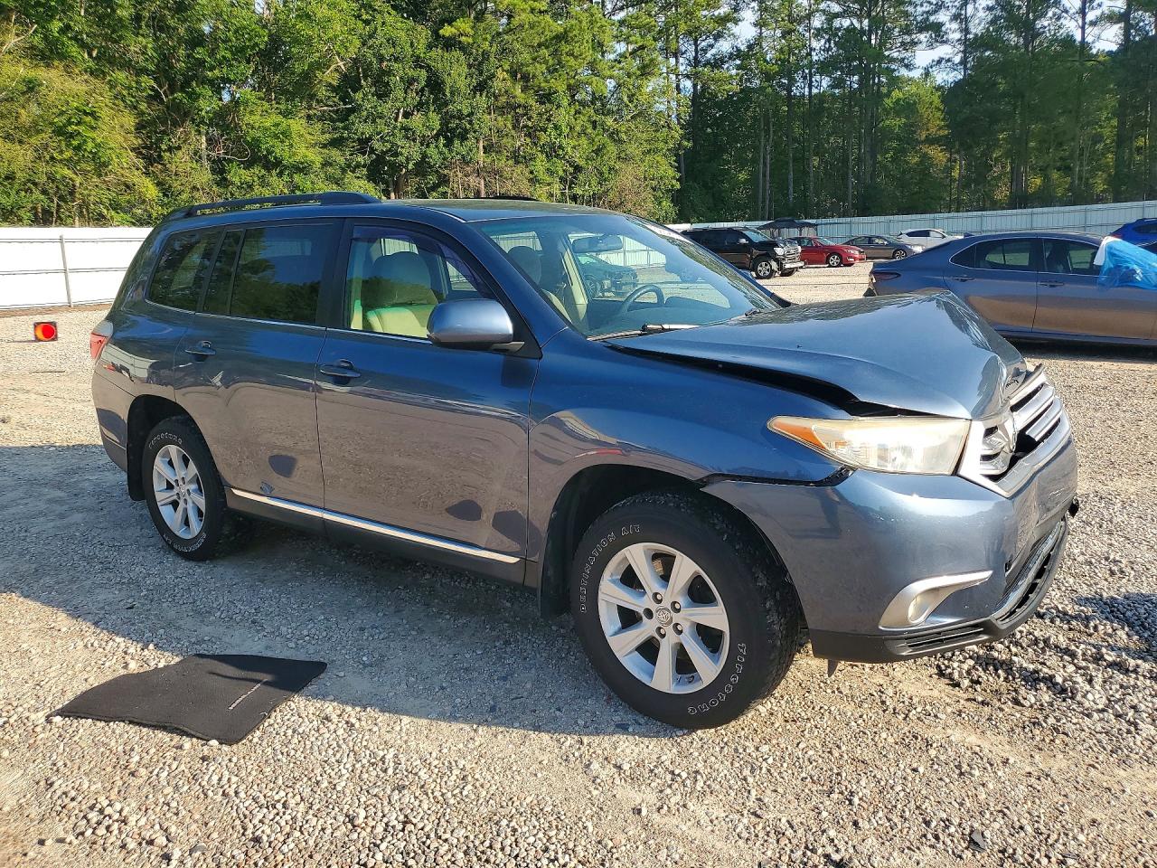 2013 TOYOTA HIGHLANDER
