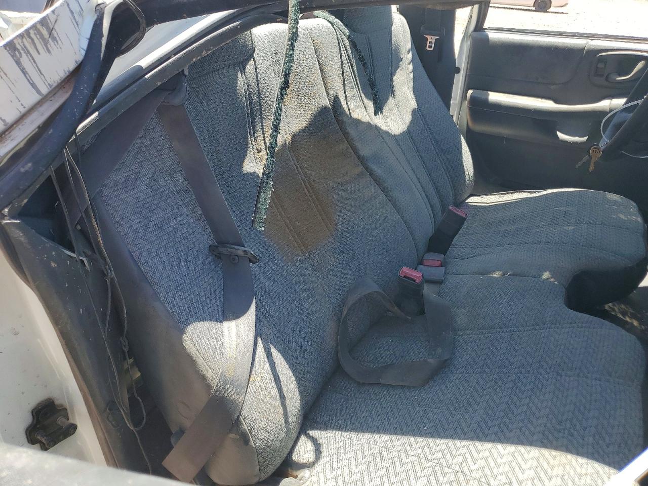 2002 CHEVROLET S10