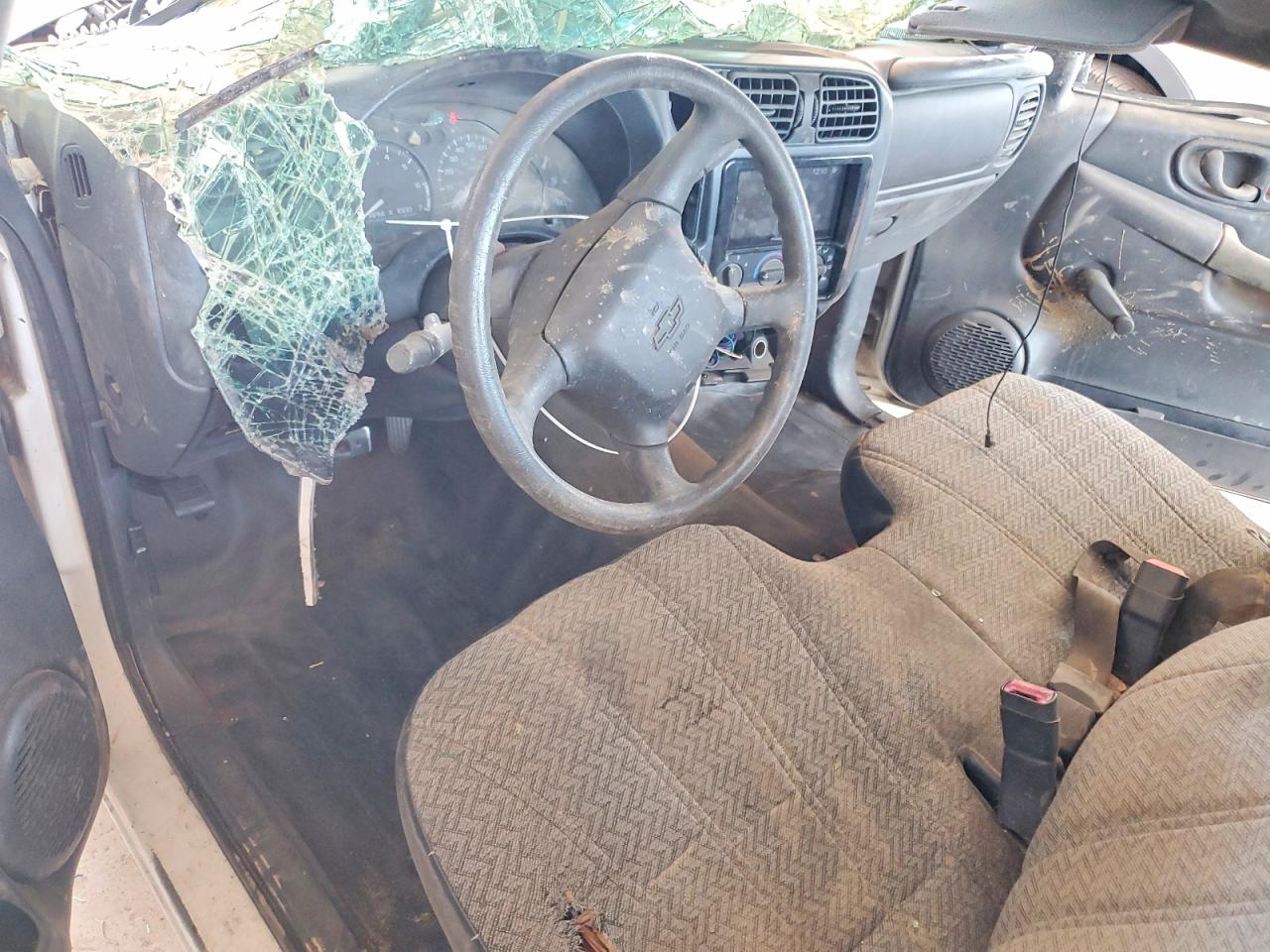 2002 CHEVROLET S10