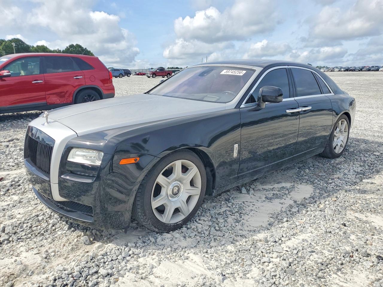 2011 ROLLS-ROYCE GHOST