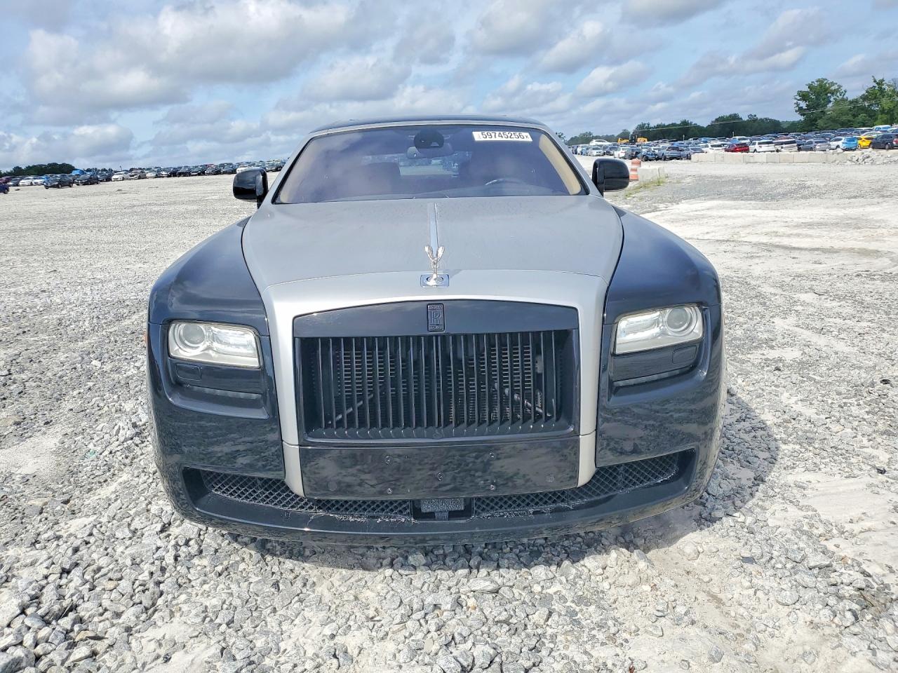 2011 ROLLS-ROYCE GHOST