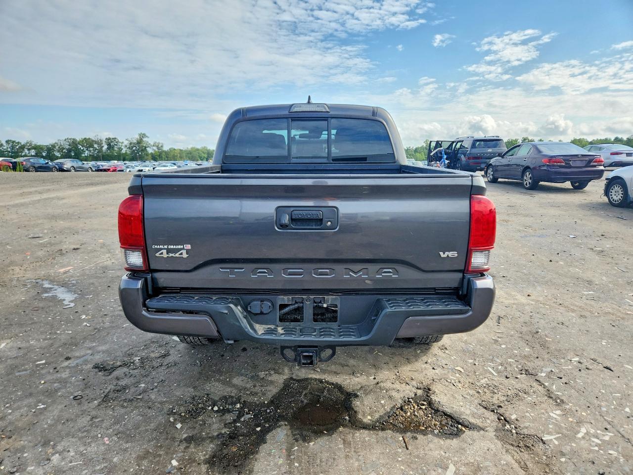 2018 TOYOTA TACOMA
