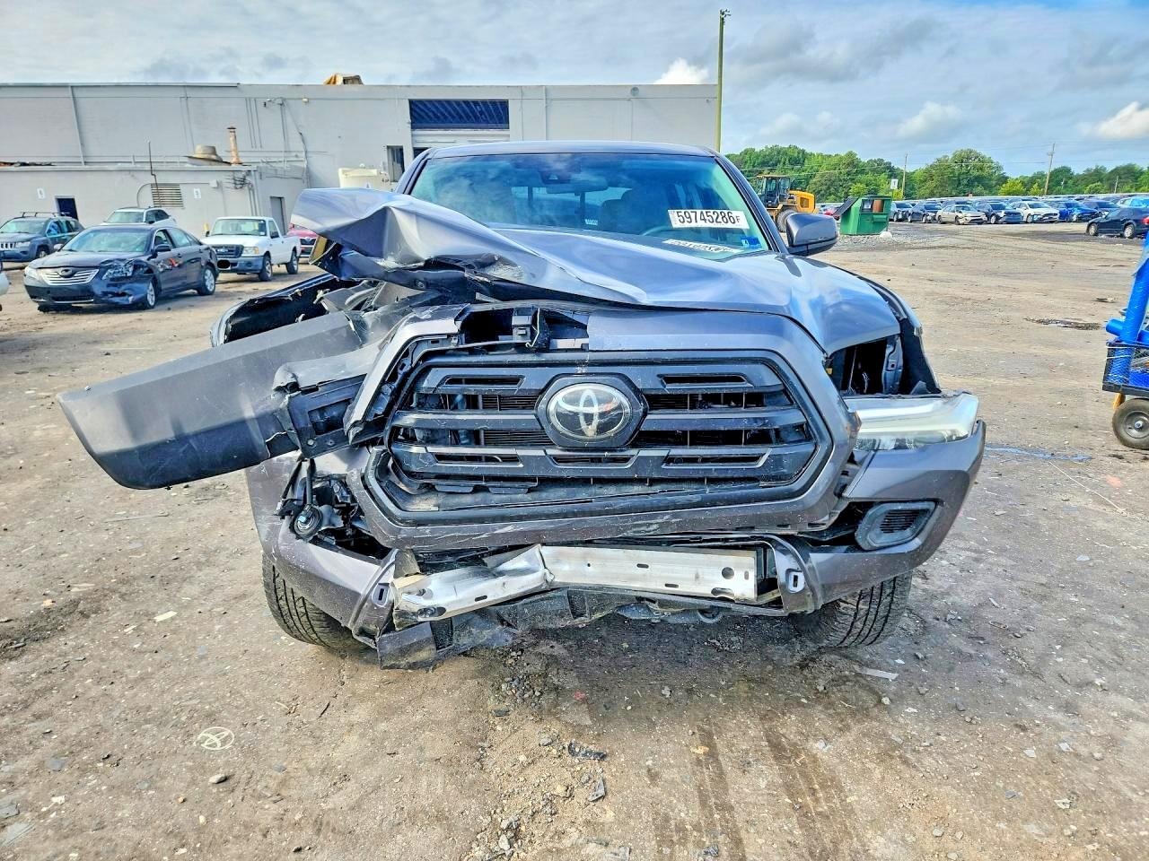 2018 TOYOTA TACOMA