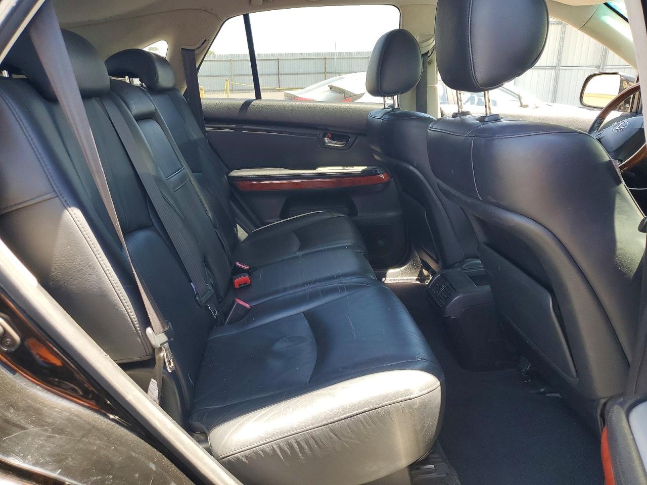 2004 LEXUS RX330