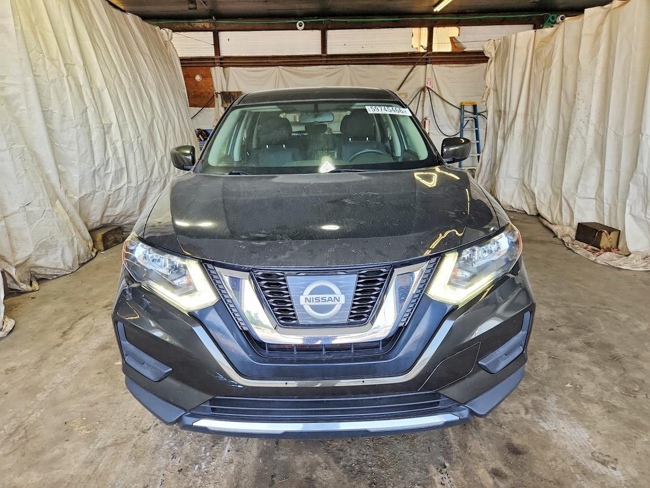 2017 NISSAN ROGUE