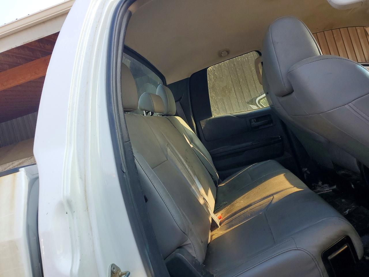 2015 TOYOTA TUNDRA