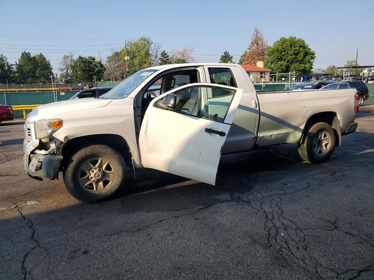 2015 TOYOTA TUNDRA