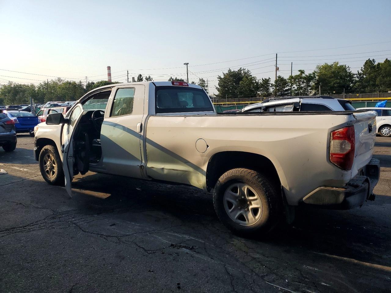 2015 TOYOTA TUNDRA