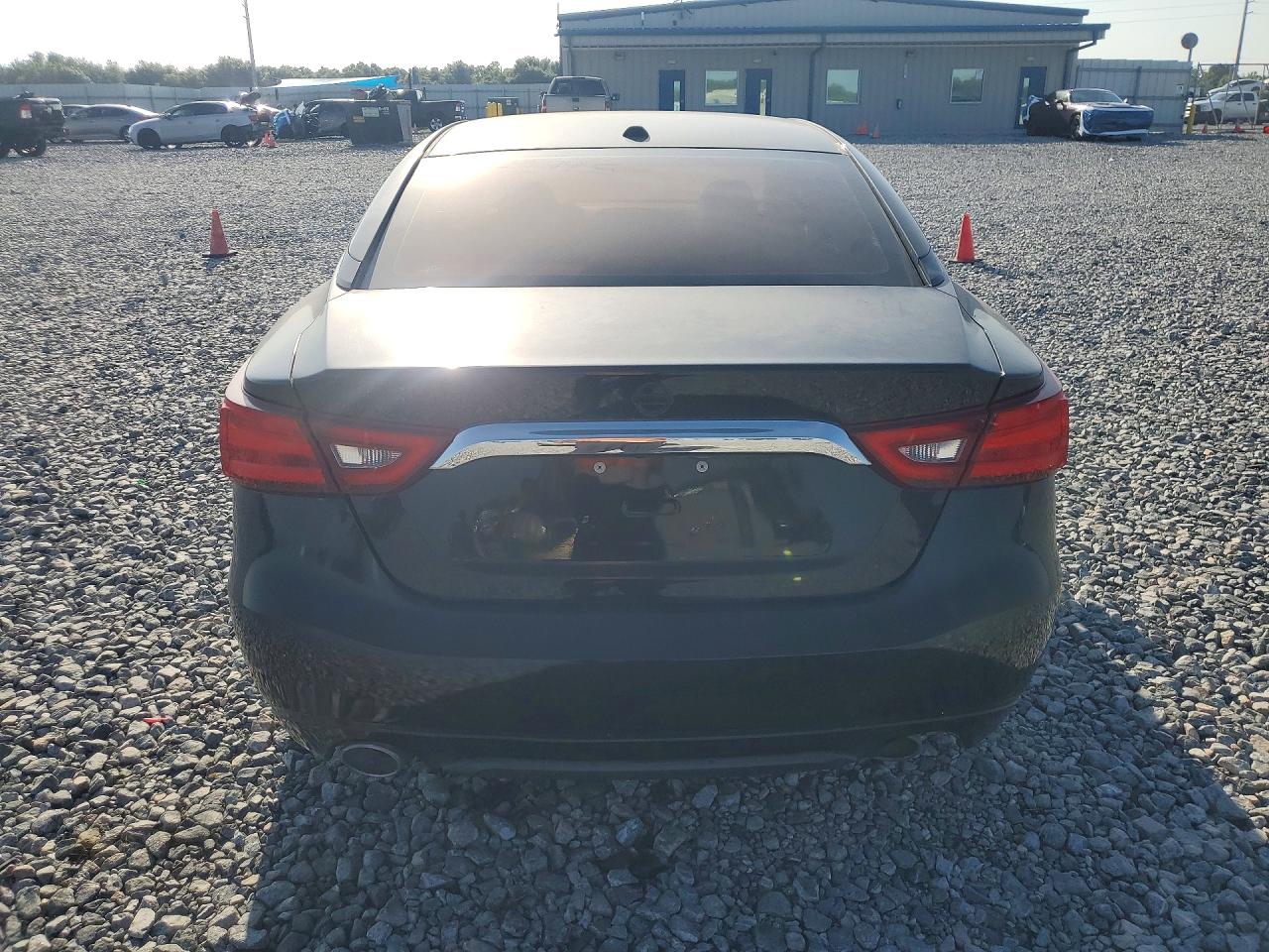 2018 NISSAN MAXIMA