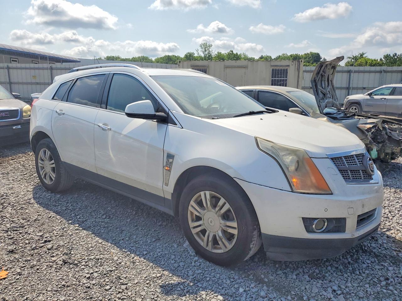 2010 CADILLAC SRX