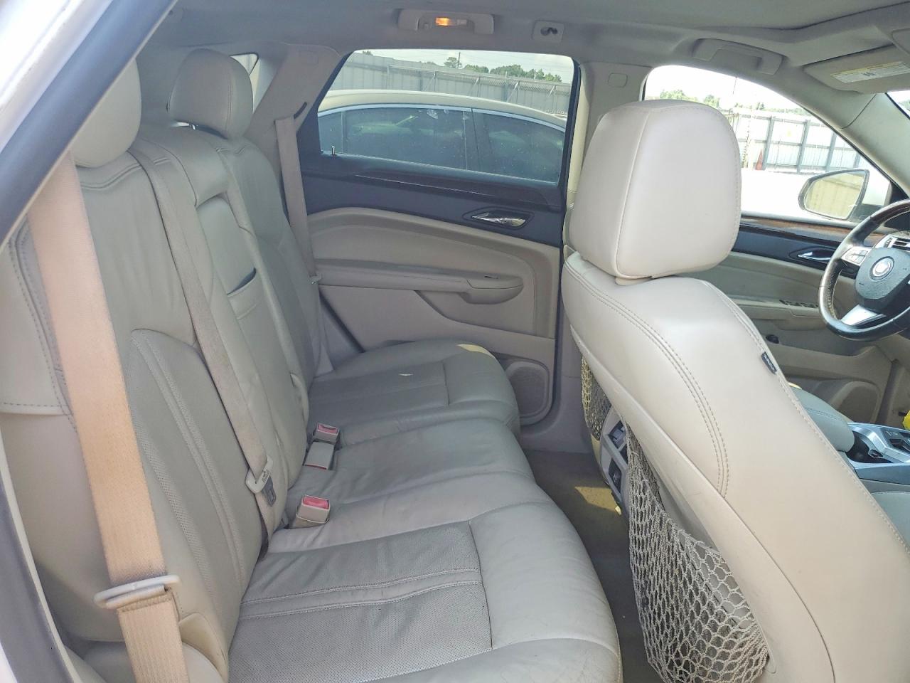 2010 CADILLAC SRX