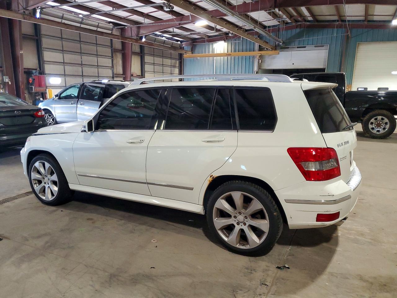 2011 MERCEDES-BENZ GLK-CLASS