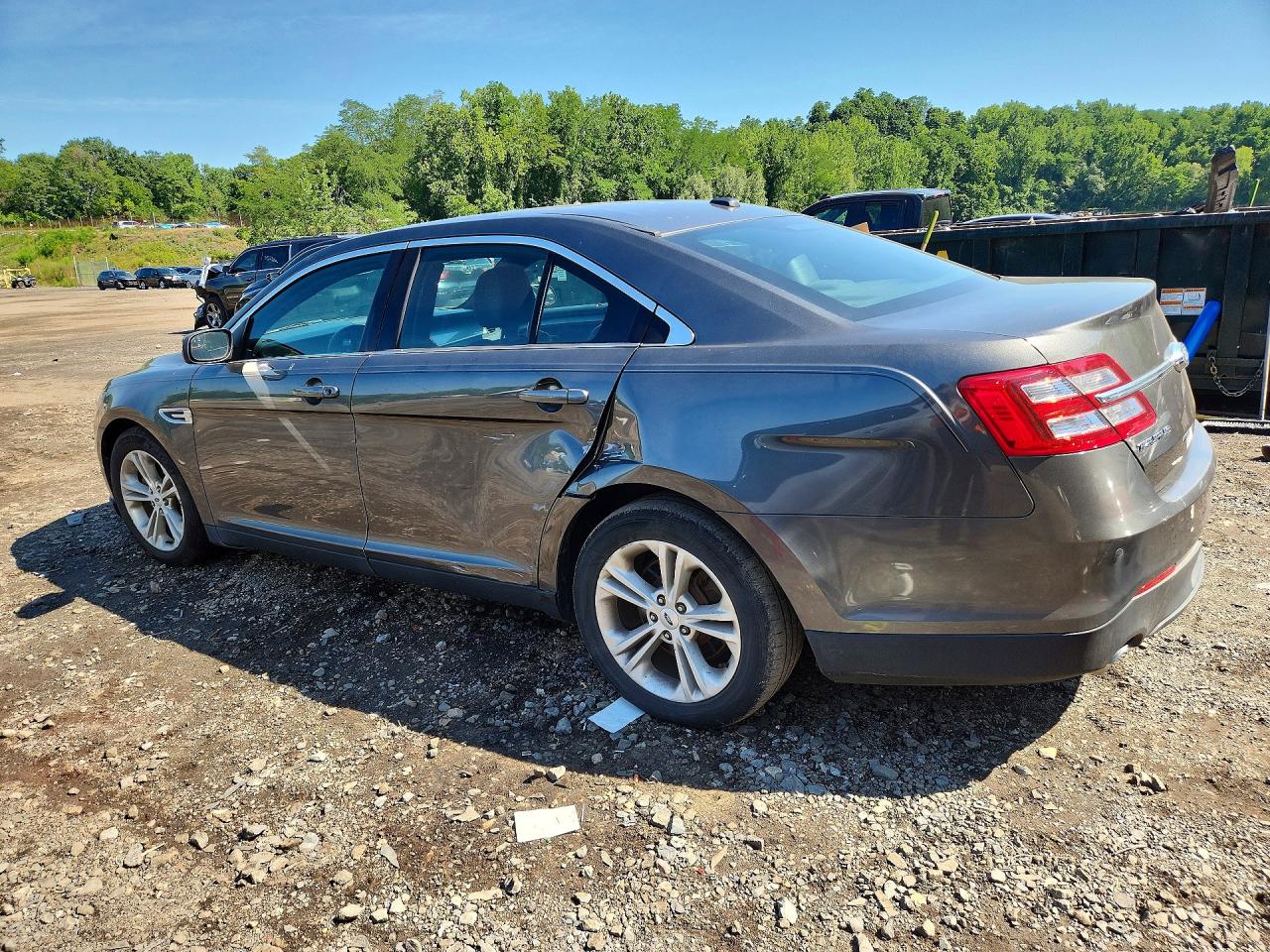 2016 FORD TAURUS