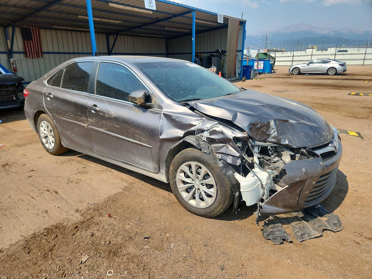 2016 TOYOTA CAMRY