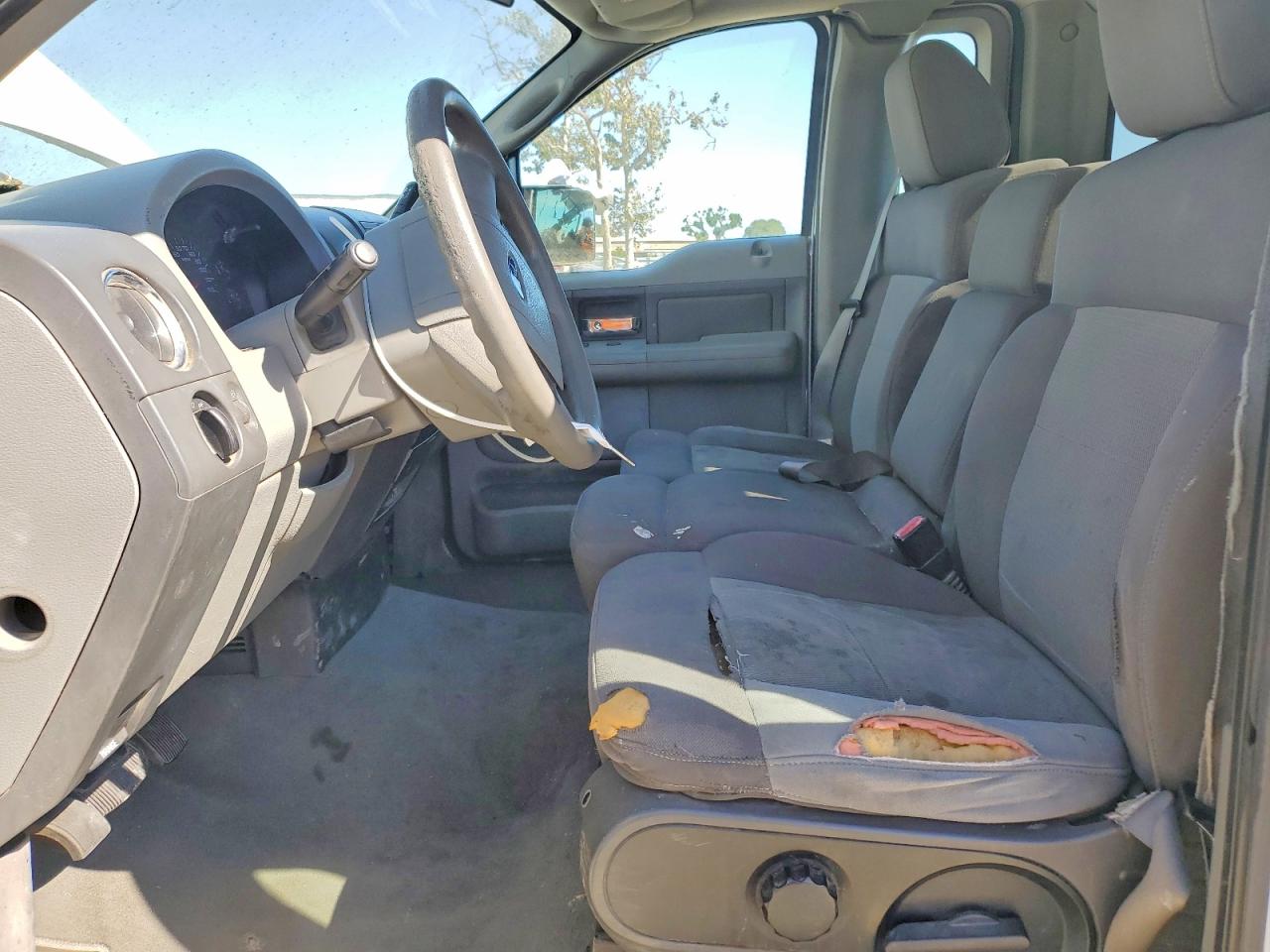 2004 FORD F150