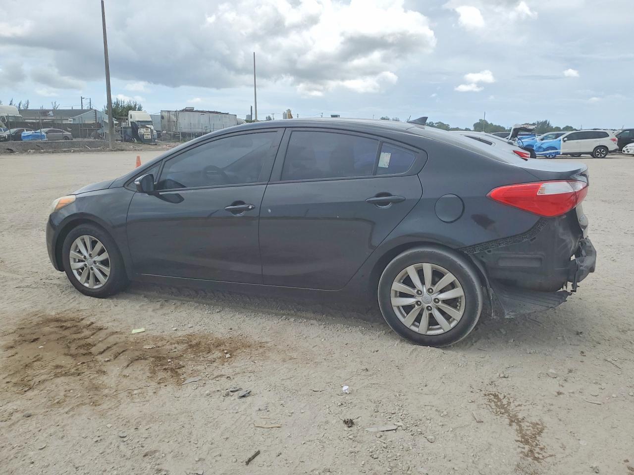 2016 KIA FORTE