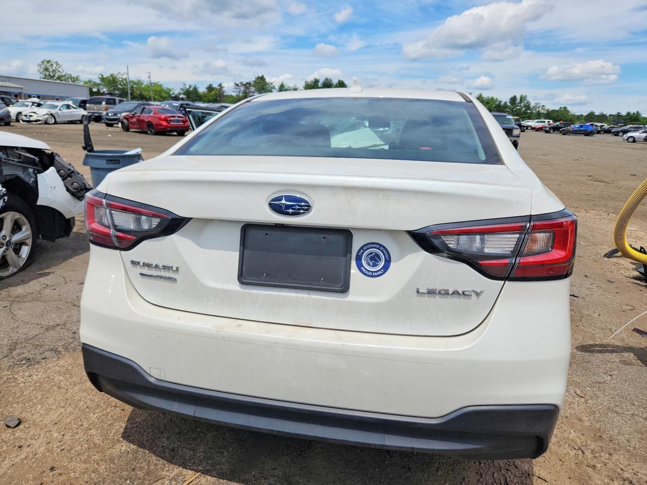 2024 SUBARU LEGACY