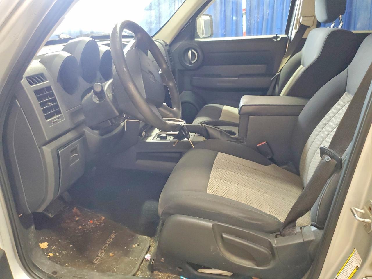 2010 DODGE NITRO
