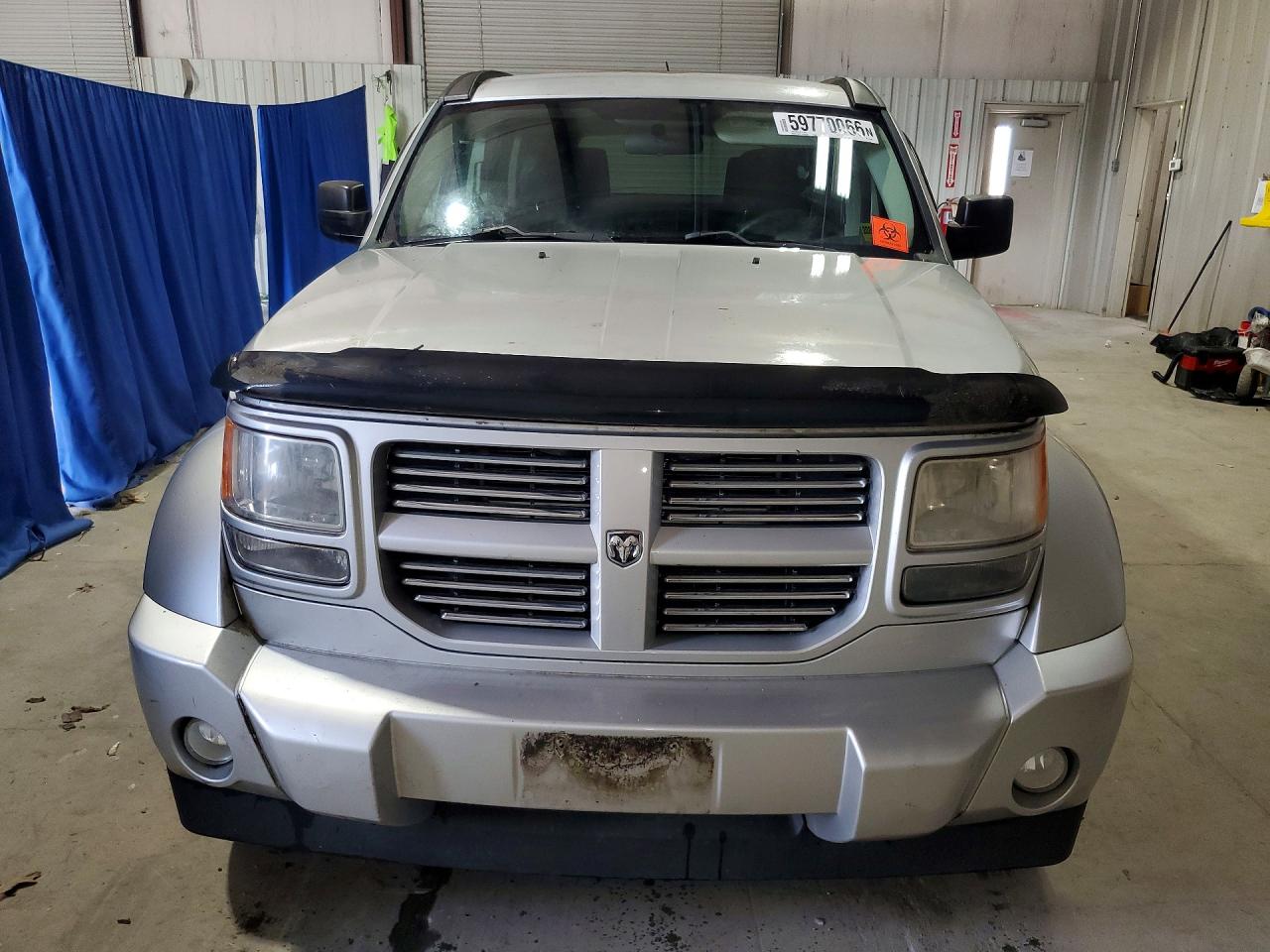 2010 DODGE NITRO