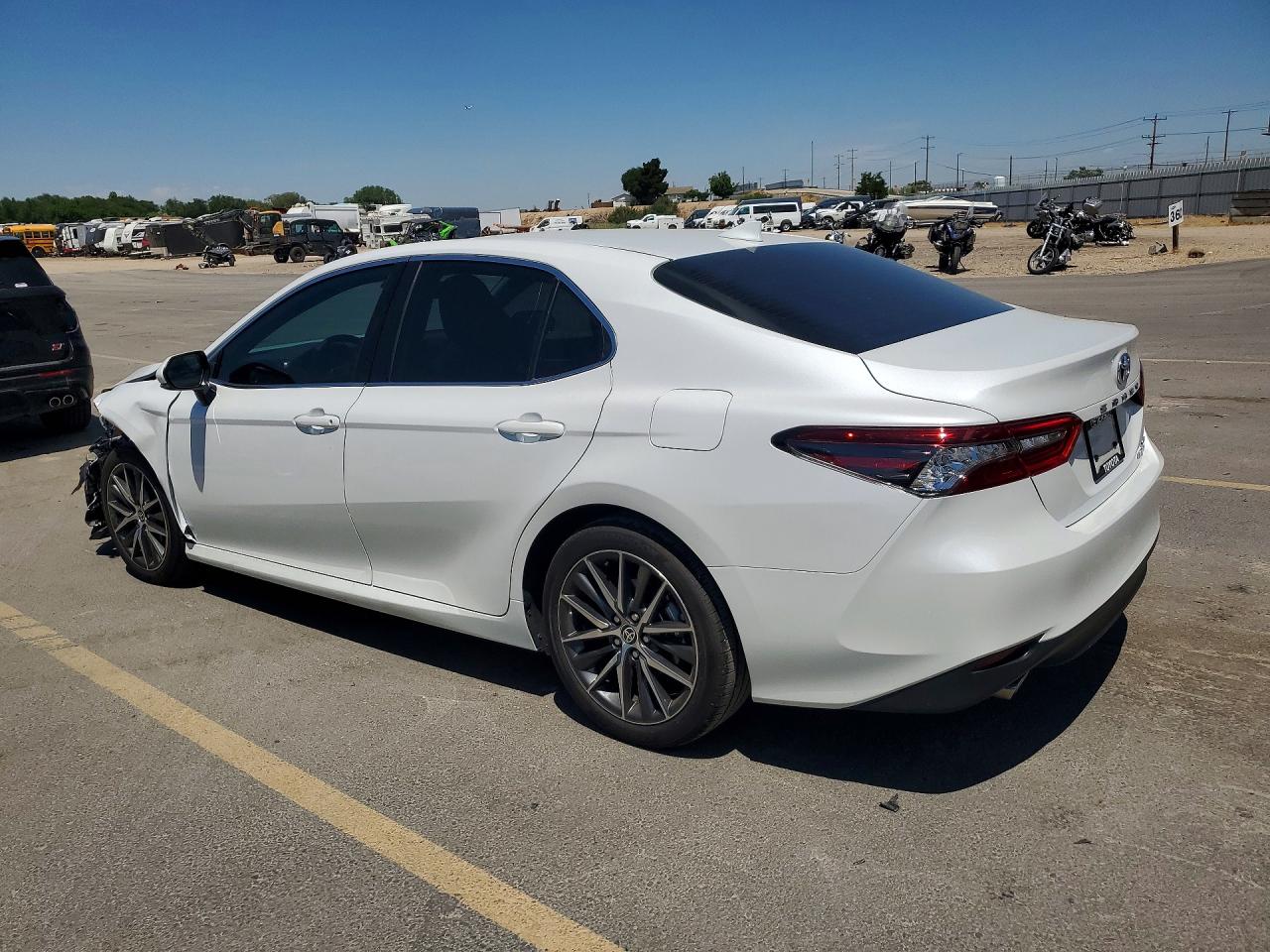 2023 TOYOTA CAMRY