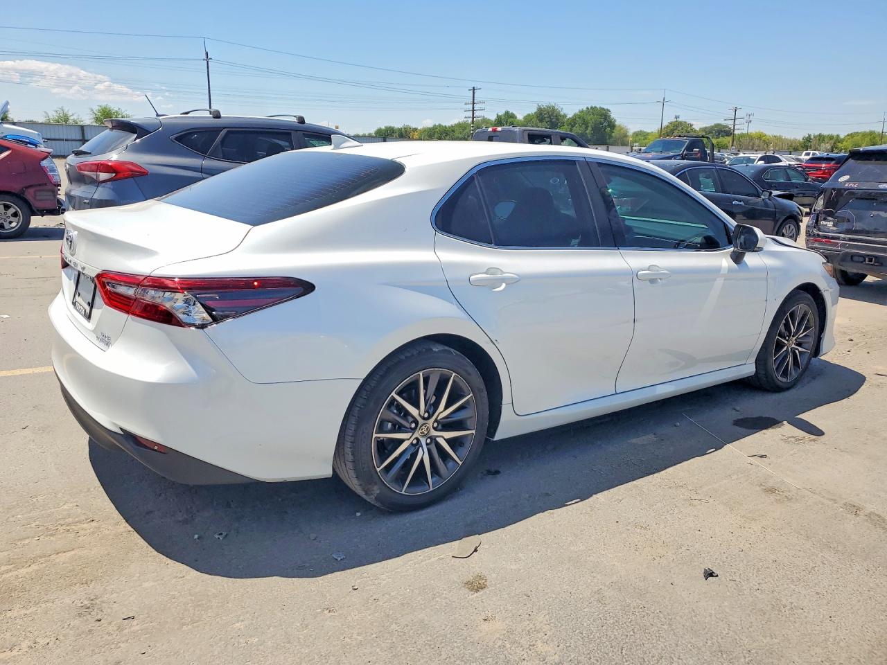 2023 TOYOTA CAMRY