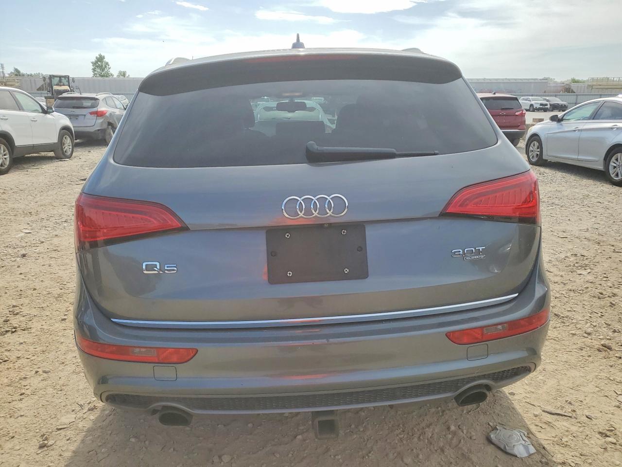 2015 AUDI Q5