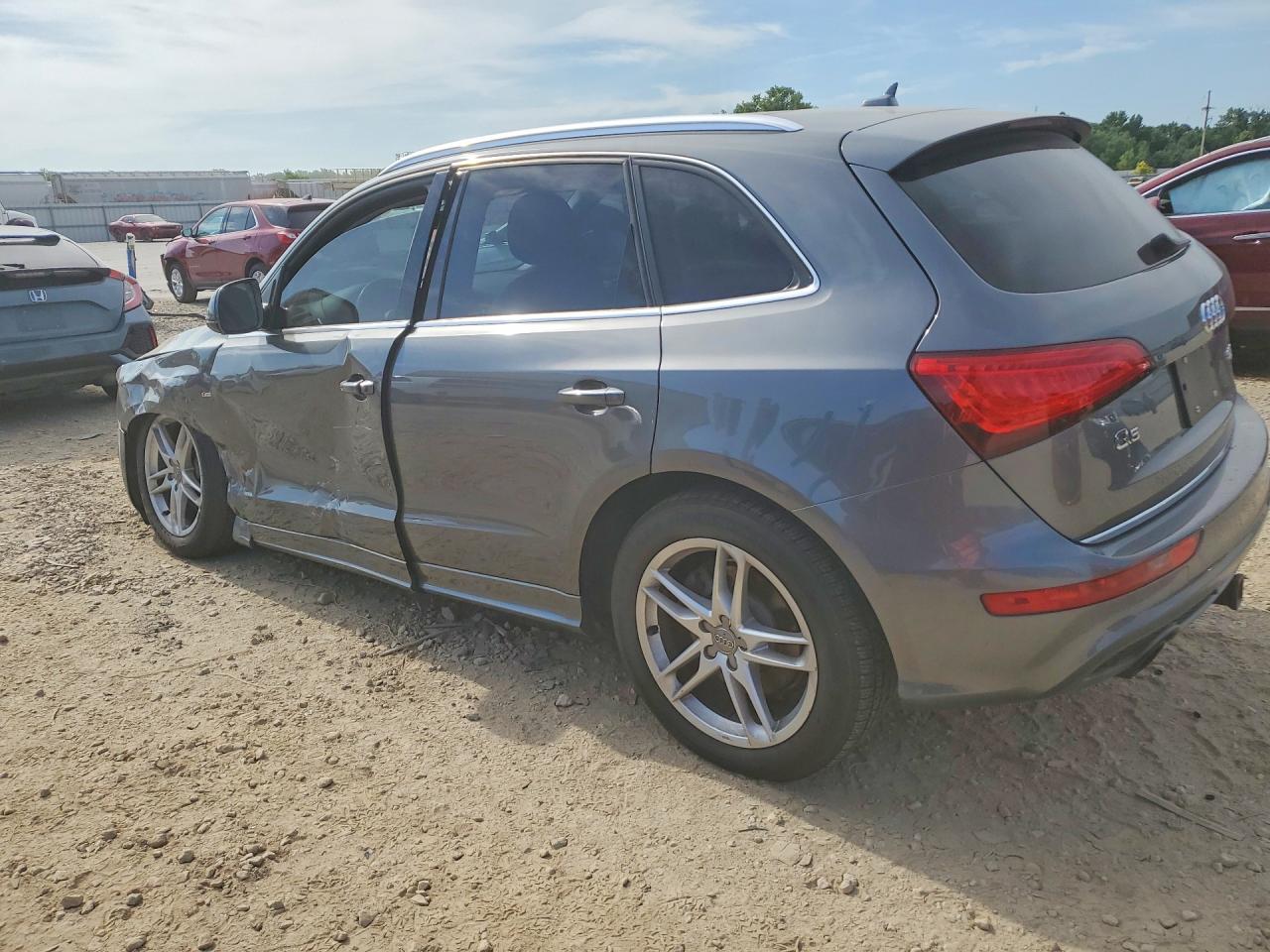 2015 AUDI Q5