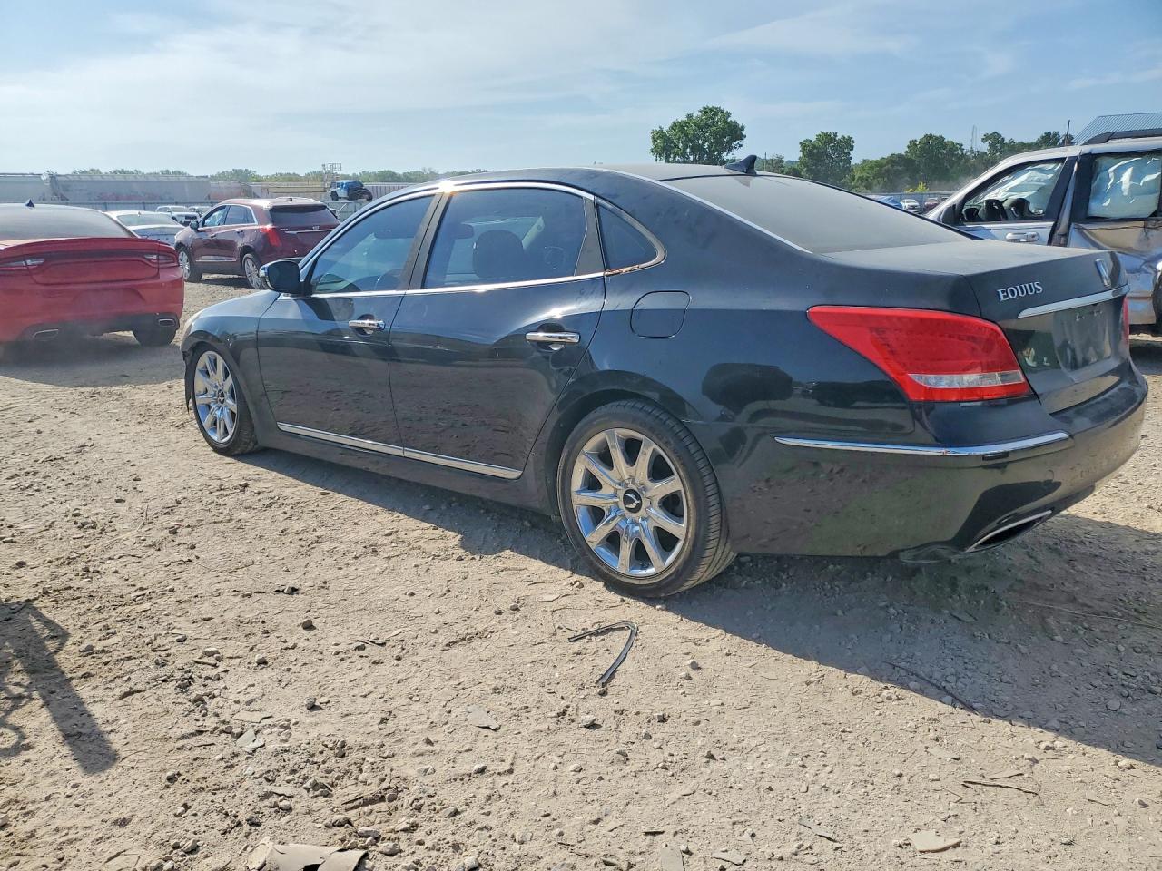2012 HYUNDAI EQUUS