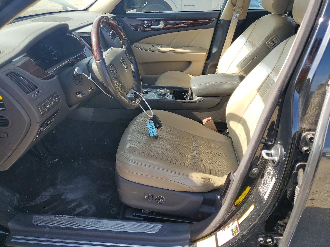 2012 HYUNDAI EQUUS
