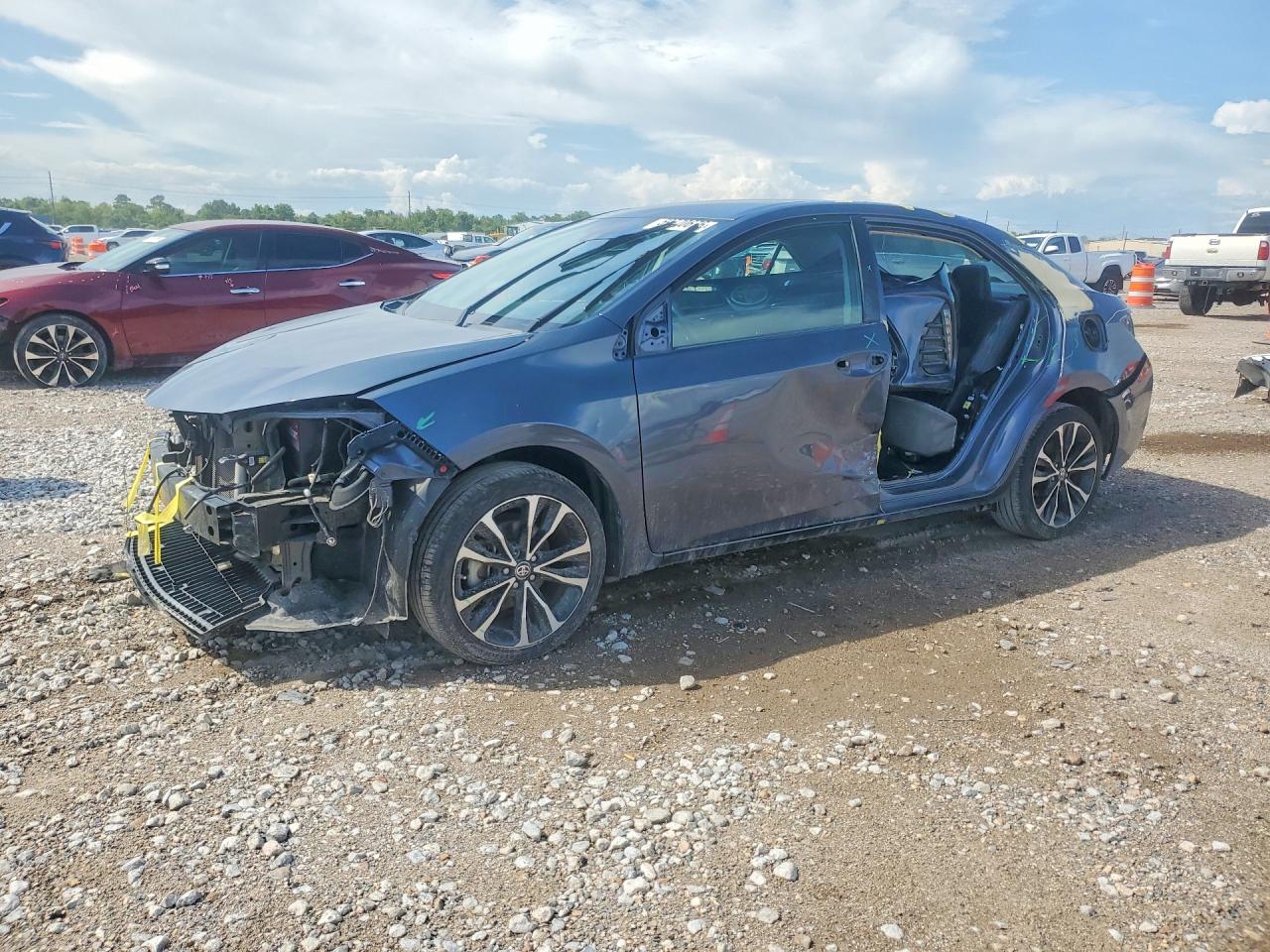 2017 TOYOTA COROLLA