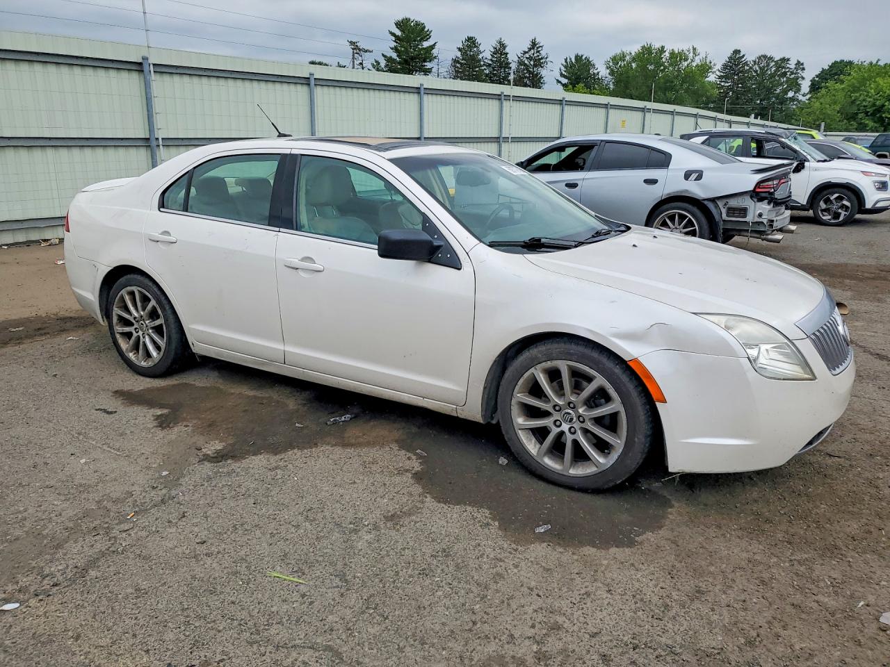 2010 MERCURY MILAN