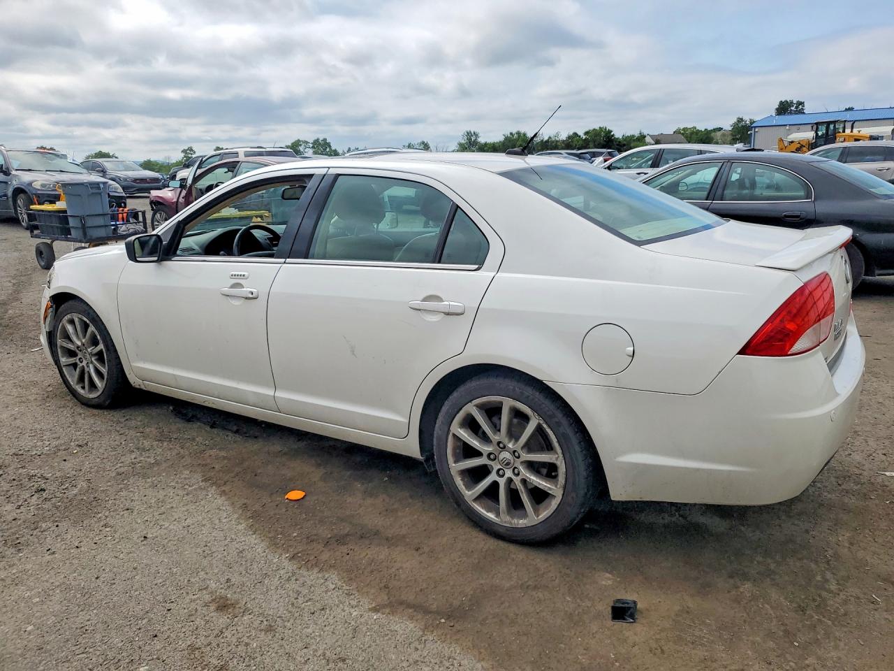 2010 MERCURY MILAN