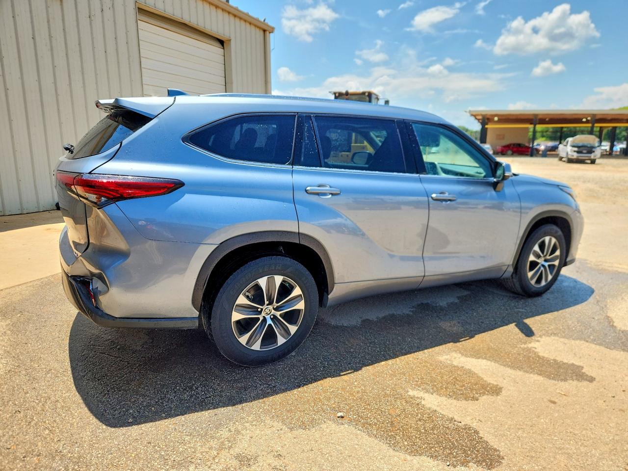 2020 TOYOTA HIGHLANDER