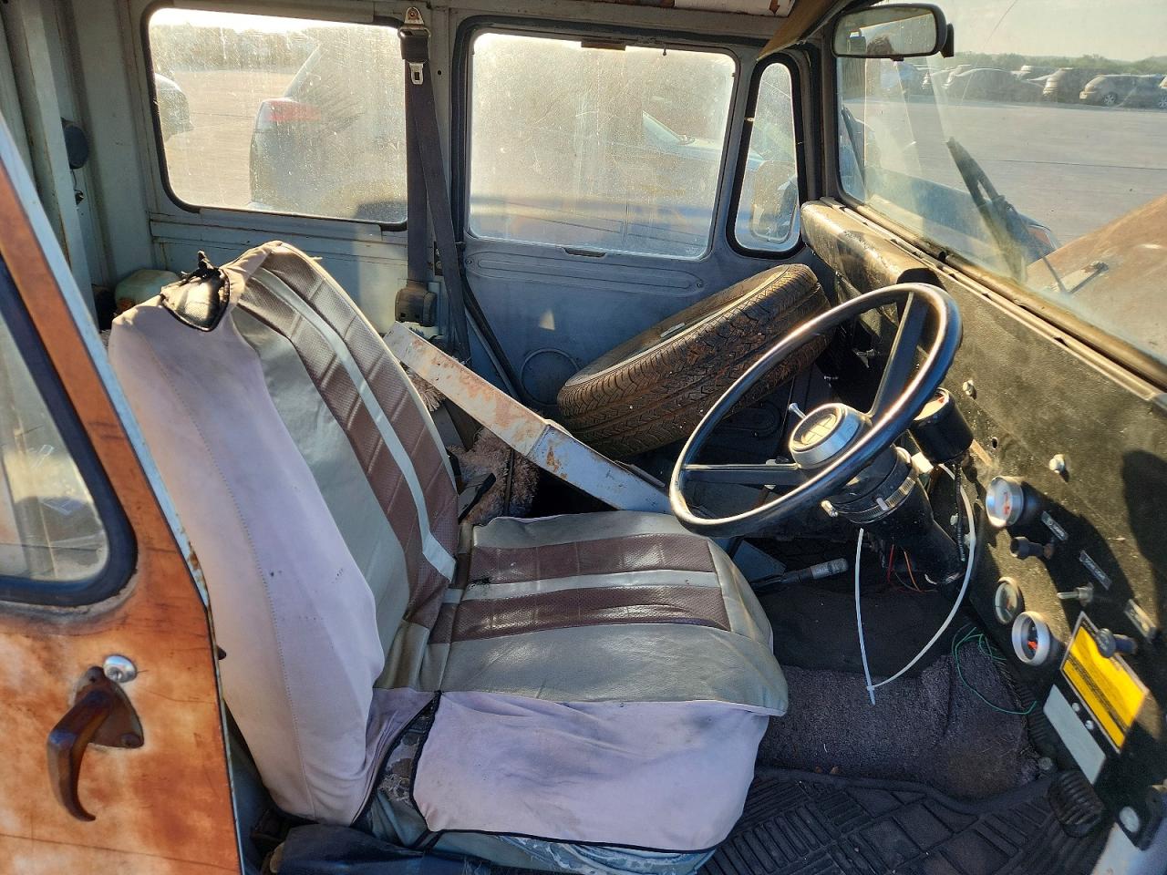 1983 JEEP DISPATCHER