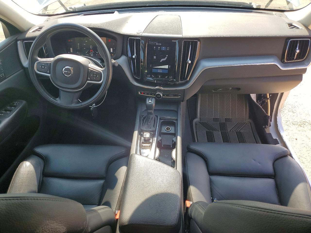 2019 VOLVO XC60