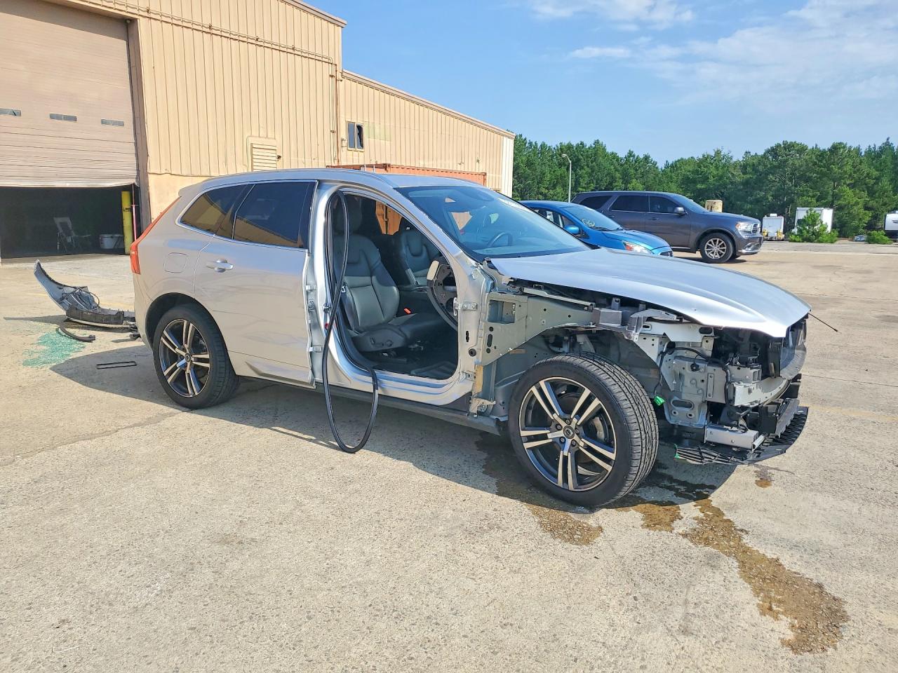 2019 VOLVO XC60