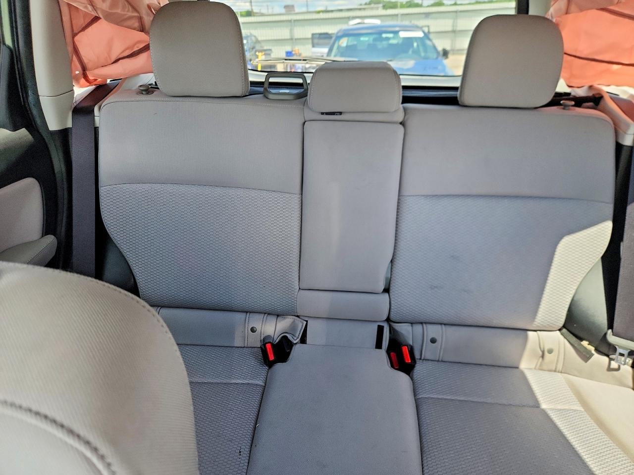 2016 SUBARU FORESTER