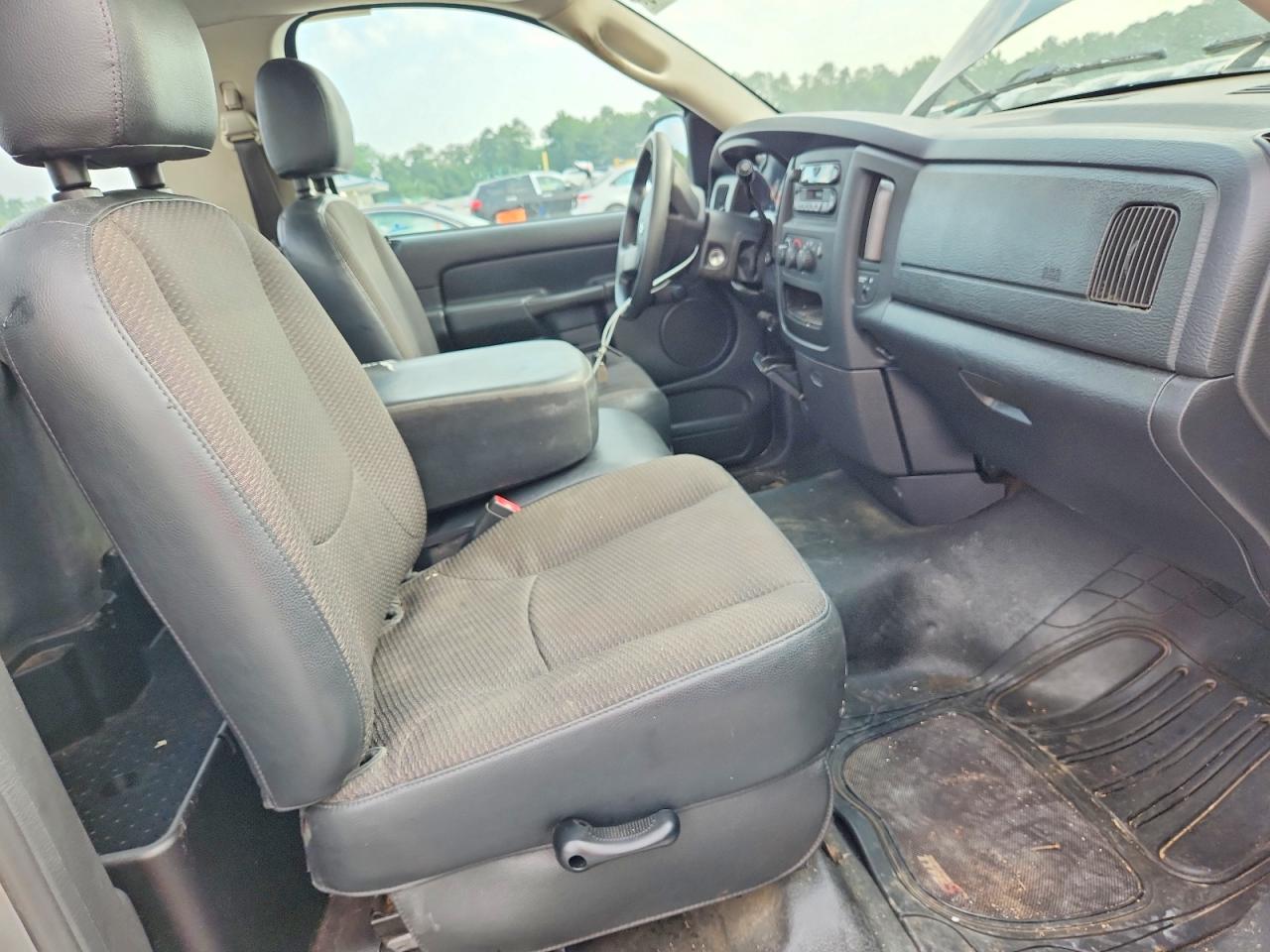2005 DODGE RAM 1500