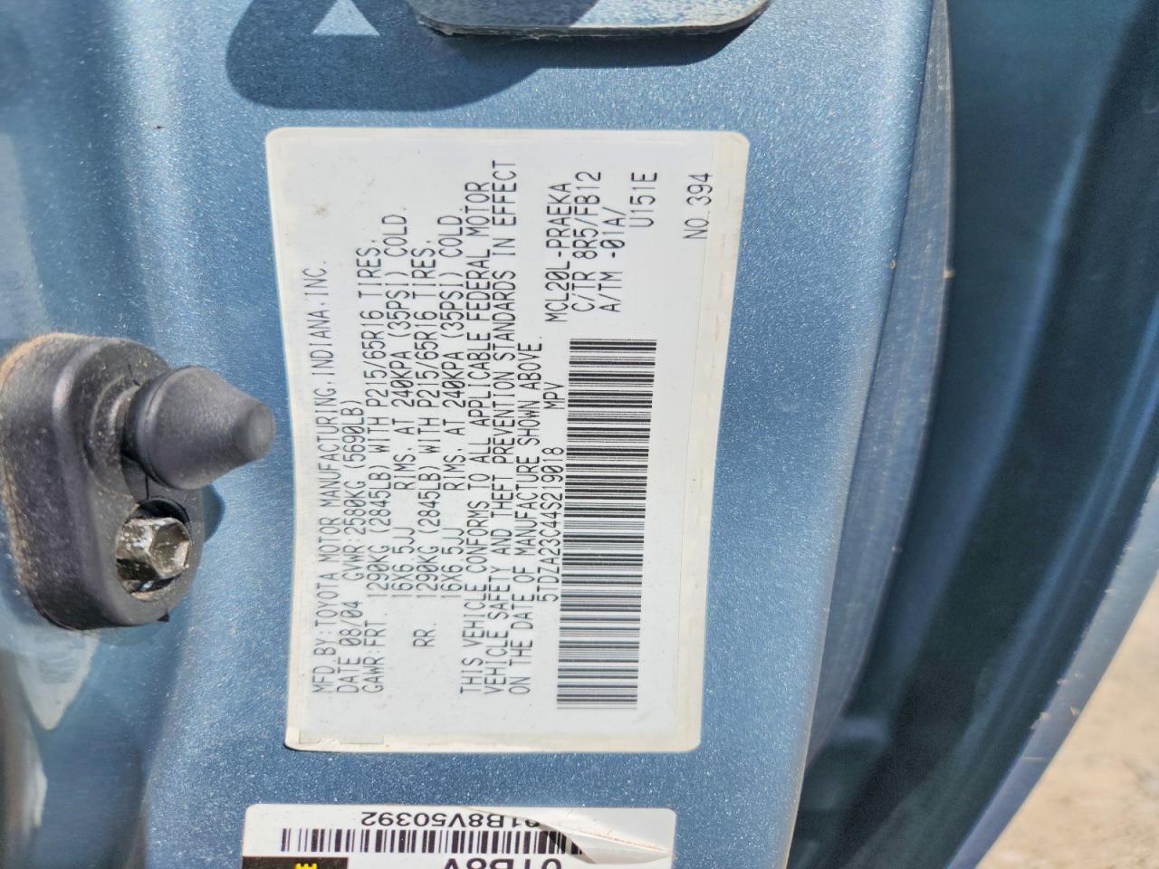 2004 TOYOTA SIENNA