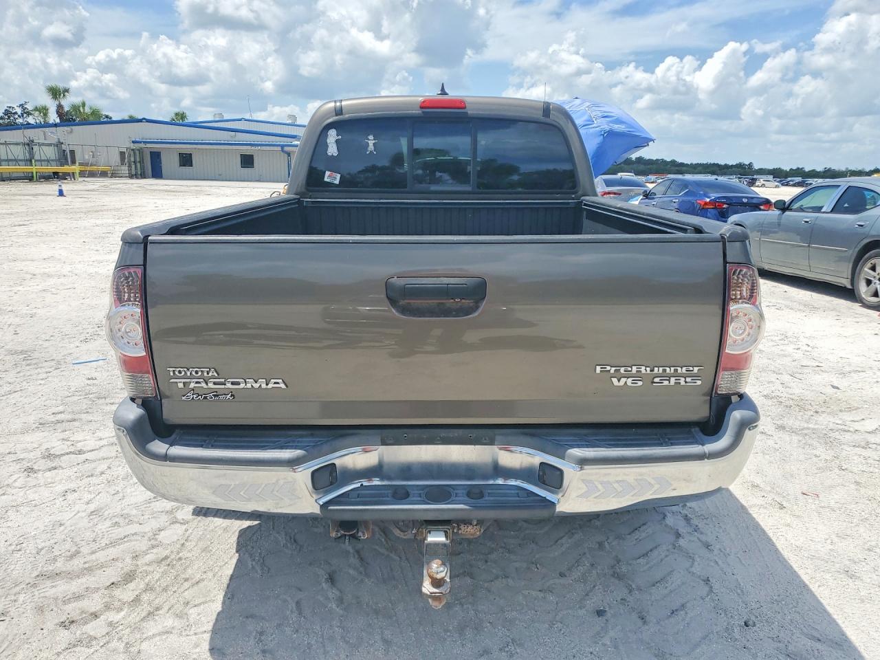 2014 TOYOTA TACOMA