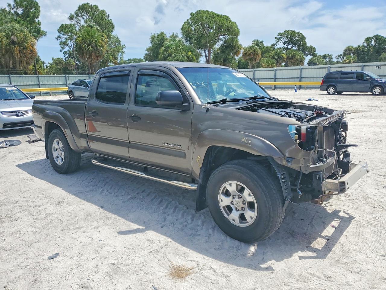 2014 TOYOTA TACOMA