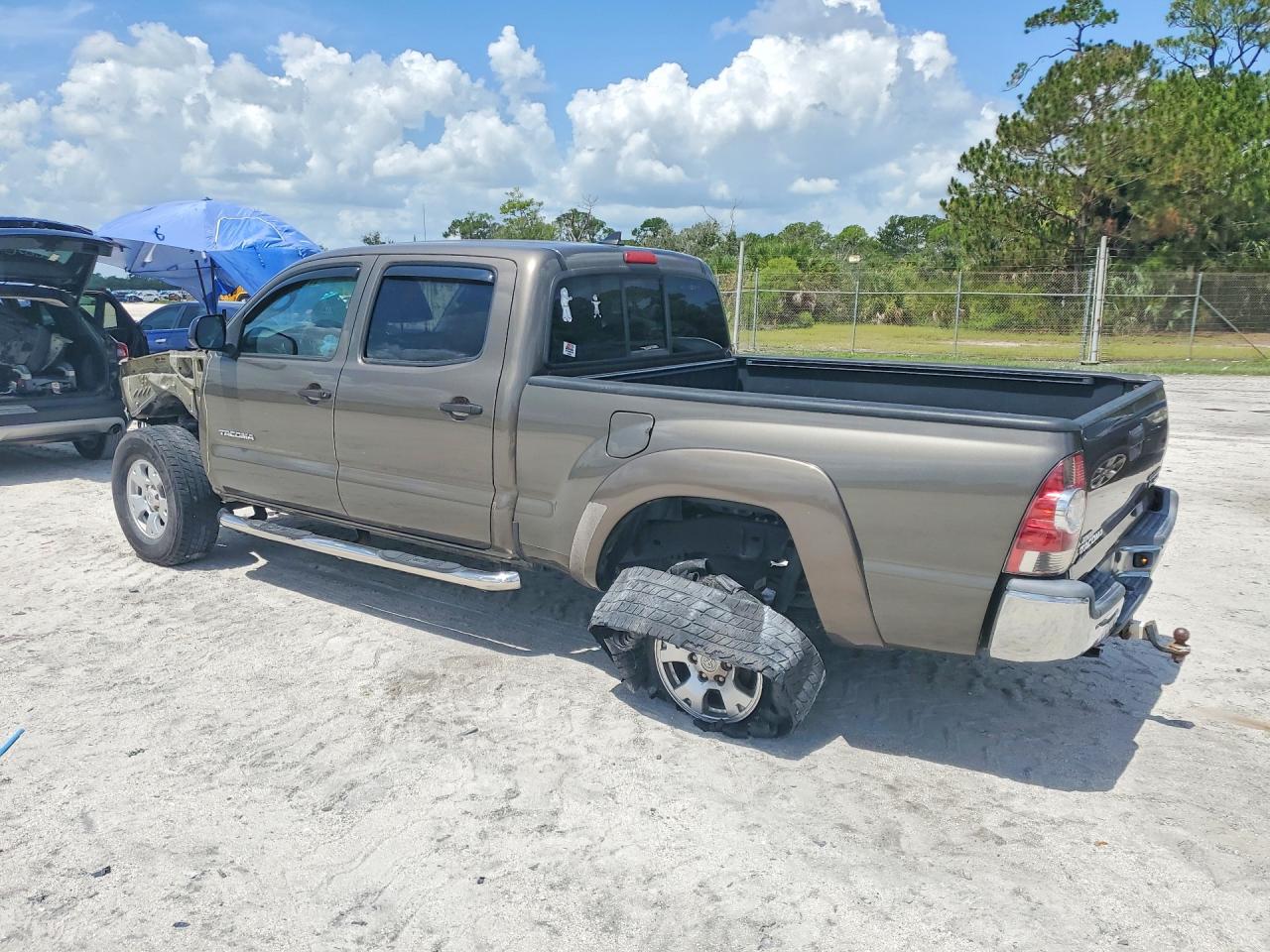 2014 TOYOTA TACOMA