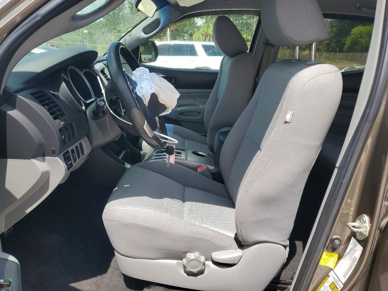 2014 TOYOTA TACOMA