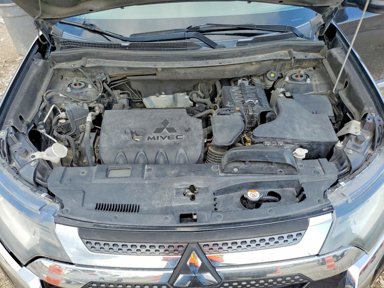2019 MITSUBISHI OUTLANDER