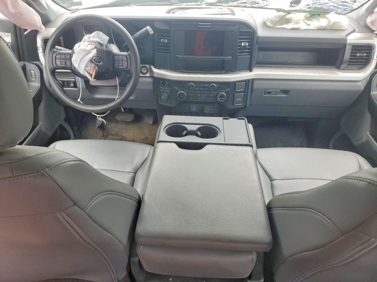 2025 FORD F250