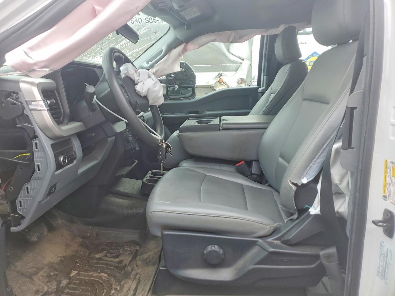 2025 FORD F250