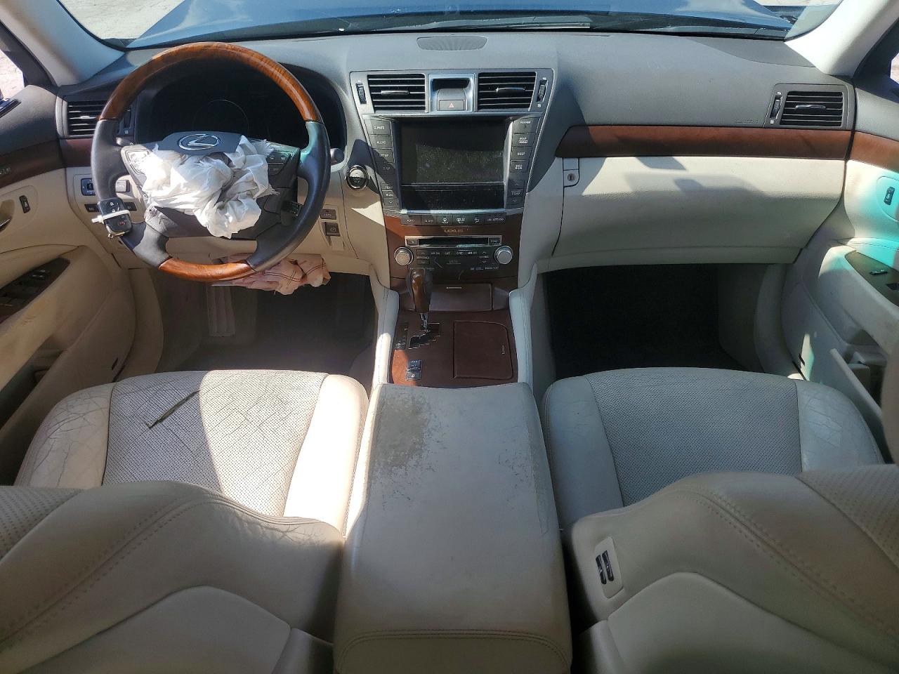 2011 LEXUS LS460