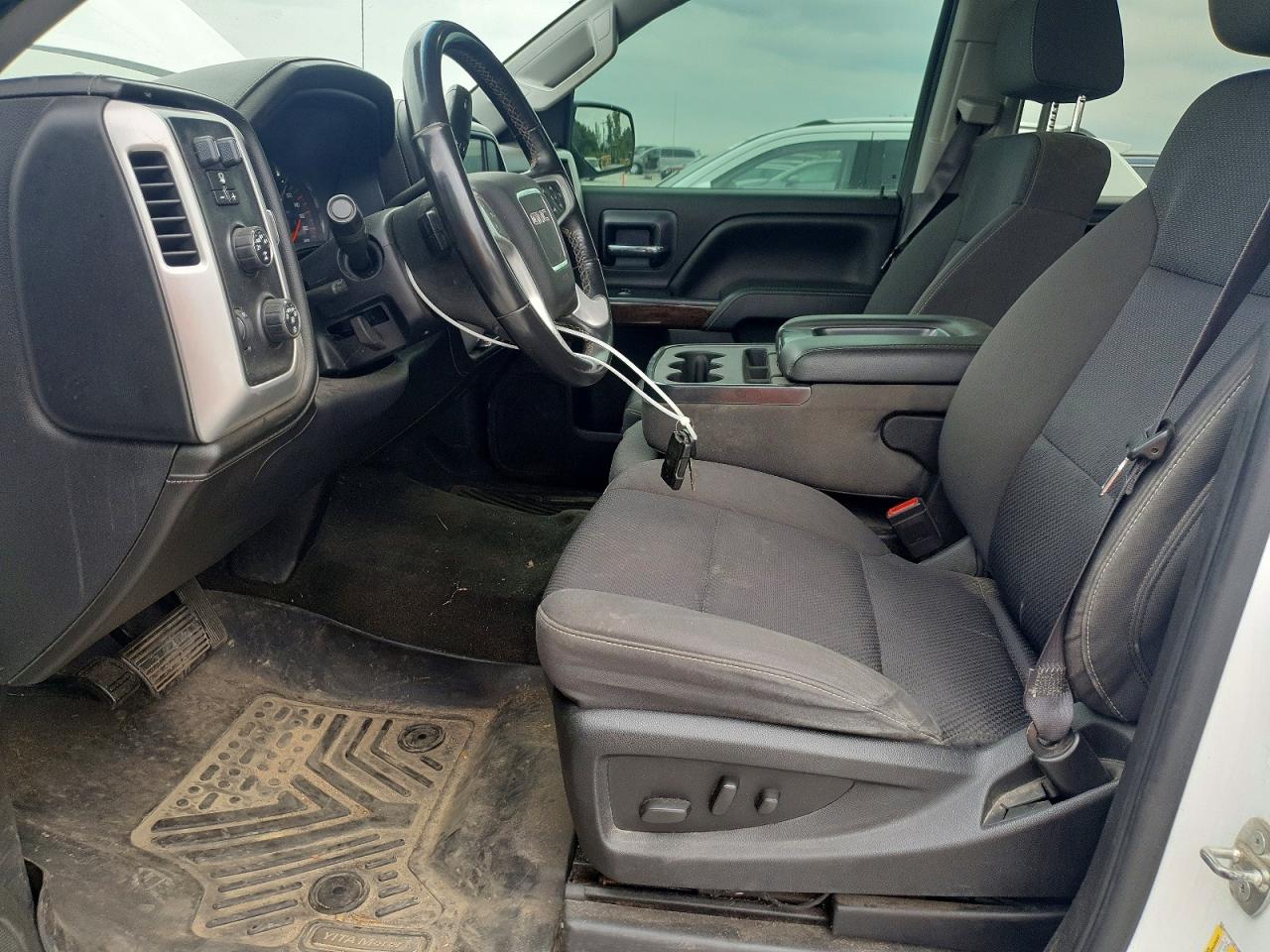 2015 GMC SIERRA